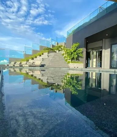 The Edge Seaview Pattaya