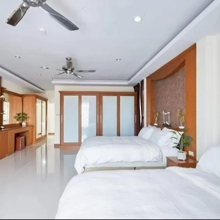 Lagoon 5 Bedroom Pool * Pattaya