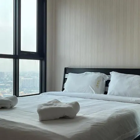 The Base Aparthotel 3*