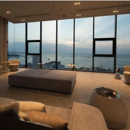 The Base By Wwc 3* Pattaya