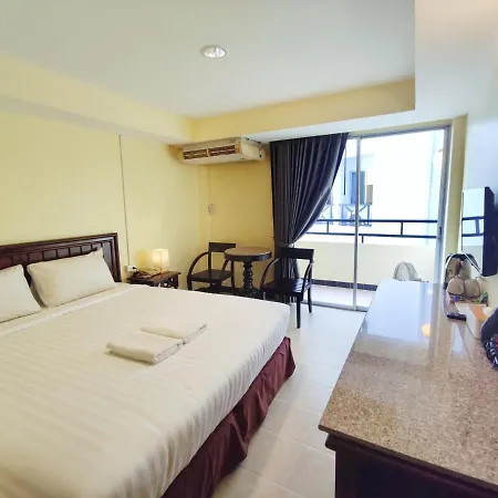 โรงแรม The Chanthong And Pattaya