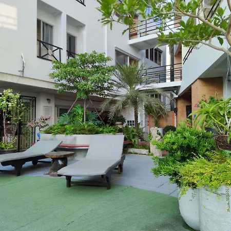The Chanthong And 3* Pattaya