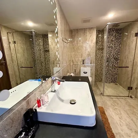 Large Luxury - Centre - Grand Avenue Residences, Pool View - 716 Pattaya