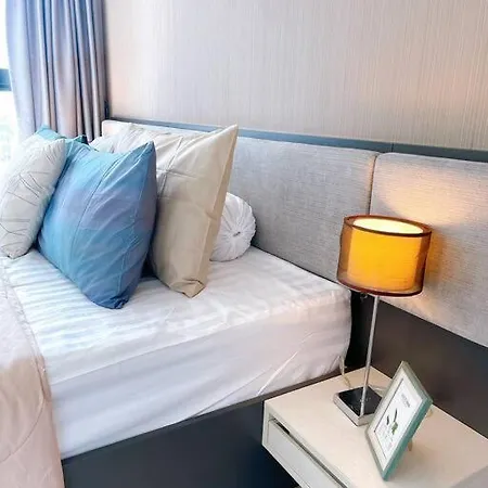 Apartment The Base Huge 2bed King&queen With Infinity Pool