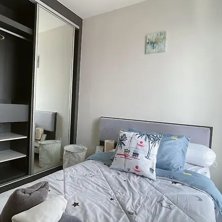 Base 2bed King&queen With Infinity Pool & Free Netflix! * Pattaya