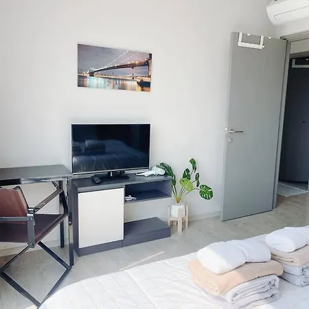 อพาร์ทเม้น The Base 2bed King&queen Sky Seaview & Infinity Pool