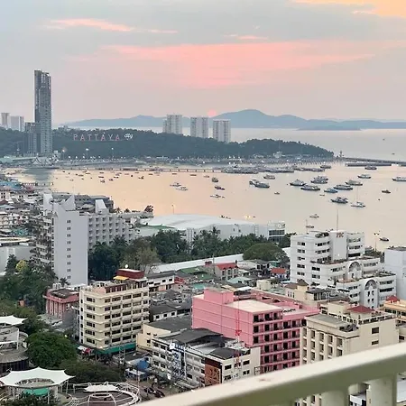Base Long Balcony King-bed With Infinity Pool * Pattaya