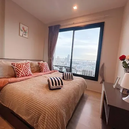 Base Long Balcony King-bed With Infinity Pool * Pattaya