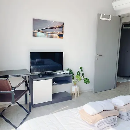 Apartment Base 2bed King&queen With Infinity Pool & Free Netflix! Pattaya