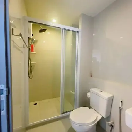 Base Quiet King-bed With Infinity Pool & Free Netflix! อพาร์ทเม้น *