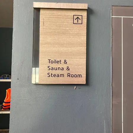 Apartment Centric Sea *