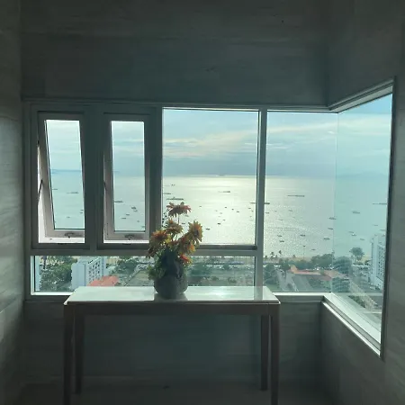 Apartment Centric Sea Pattaya