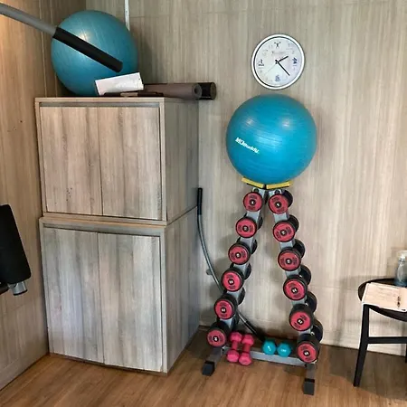 Apartment Centric Sea *