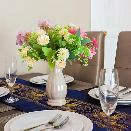 Villa Cityhouse-oscar,pool 4bedrooms-jacuzzi-walking Street 10min Pattaya