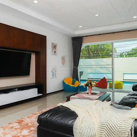 Cityhouse-oscar,pool 4bedrooms-jacuzzi-walking Street 10min Villa *