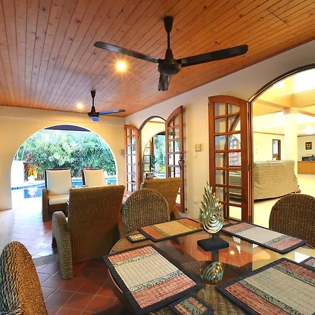 Villa Grand Condo Lotus Pool Villa Near The Beach