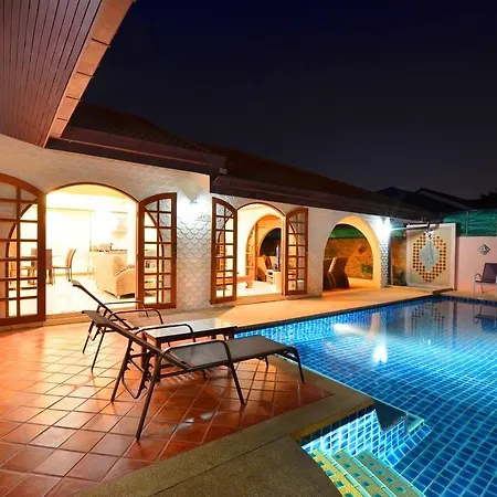 Grand Condo Lotus Pool Villa Near The Beach Villa *