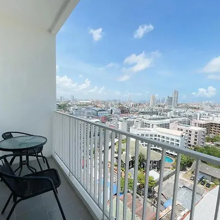 The Base Long Balcony King-bed With Infinity Pool & Free Netflix Pattaya