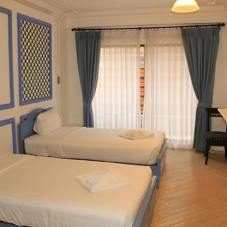 Kudos Boutique 4*