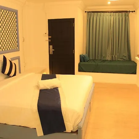 Kudos Boutique Hotel 4*