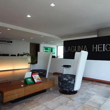 Wong Amat Beach Apartment Apartment