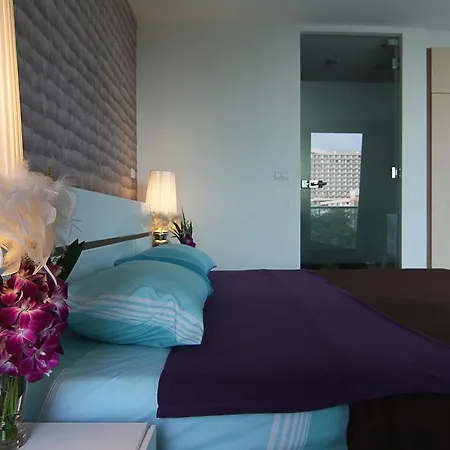 Wong Amat Beach Apartment