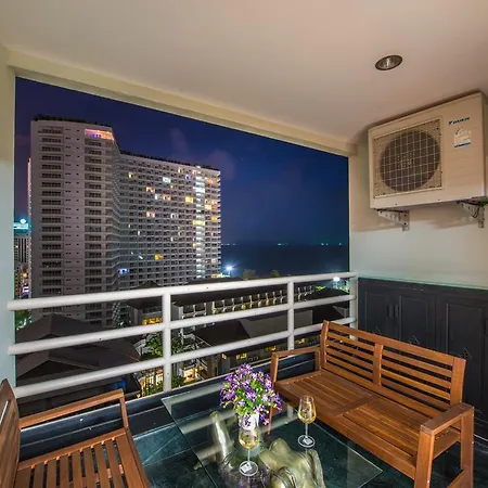 View Talay 5 Jomtien Beach Apartment Pattaya