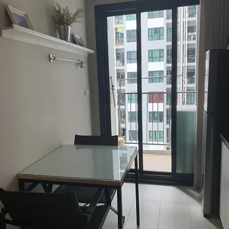 Aparthotel Base Pattaya