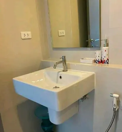 Base Quiet King-bed With Infinity Pool & Free Netflix! *