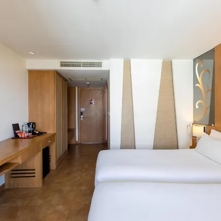 Hotel Centara Nova