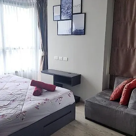 Aparthotel Base Pattaya