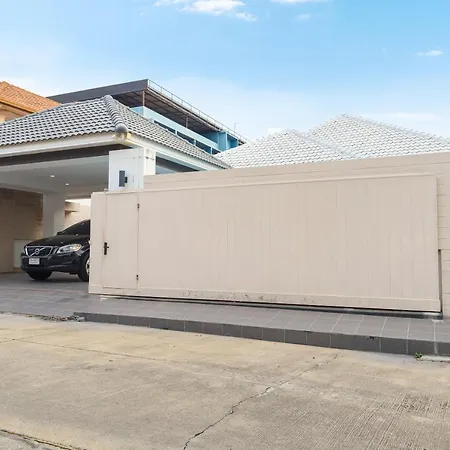 Villa Cityhouse-oscar,pool 4bedrooms-jacuzzi-walking Street 10min Pattaya
