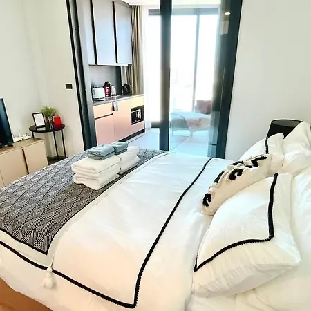 Edge! 1br Seaview Heart In Rooftop Pool Apartment *
