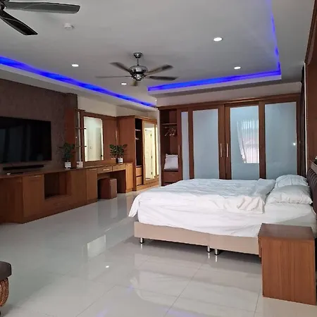 Lagoon 5 Bedroom Pool Villa *