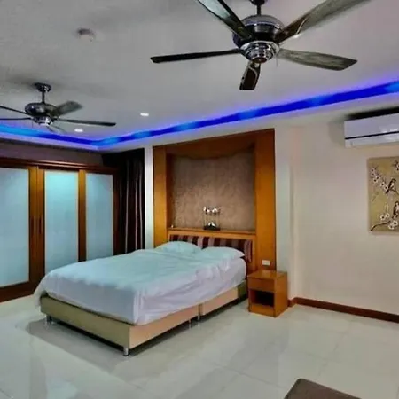 Villa Lagoon 5 Bedroom Pool
