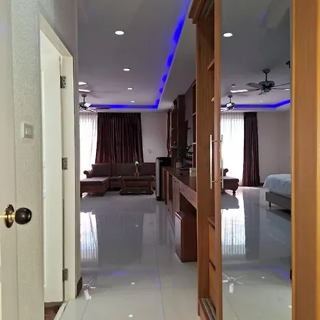 Lagoon 5 Bedroom Pool Villa *