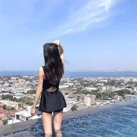 Posh-high Floor Sea View Suite高层海景套房2405 Apartment Pattaya