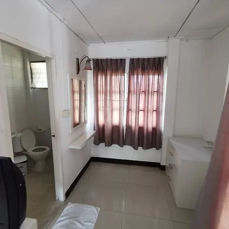 中天海滩&独栋别墅4卧&正对海边&交通方便&泰国大表哥房产 Villa Pattaya