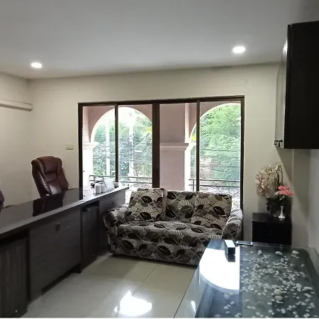 Lucky Hotel Pattaya