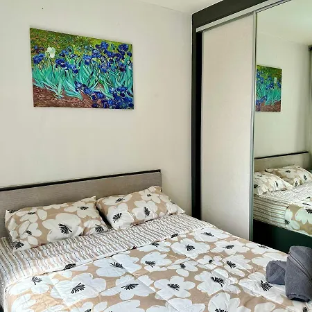 อพาร์ทเม้น Location With Swimming Pool, Gym, Sauna, Washing Mashine, Fast Internet In Of Pattaya