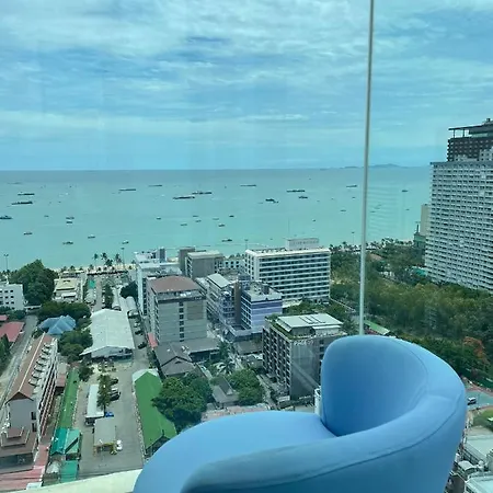 Location With Swimming Pool, Gym, Sauna, Washing Mashine, Fast Internet In Of * Pattaya