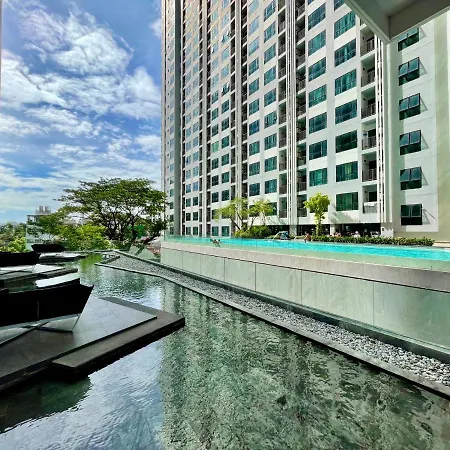 Location With Swimming Pool, Gym, Sauna, Washing Mashine, Fast Internet In Of อพาร์ทเม้น Pattaya