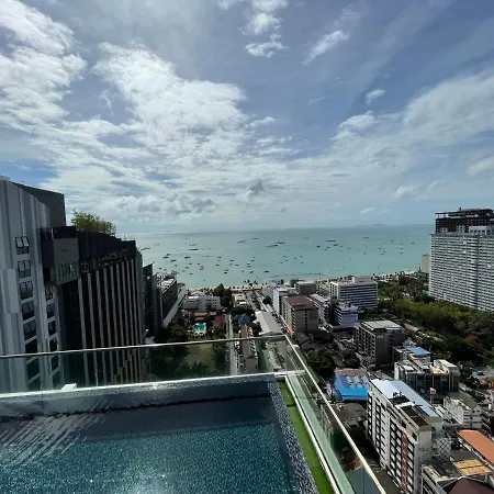 Location With Swimming Pool, Gym, Sauna, Washing Mashine, Fast Internet In Of * Pattaya