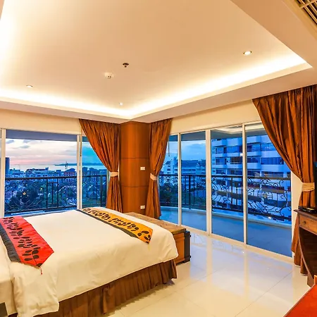 Tara Court โรงแรม 3*