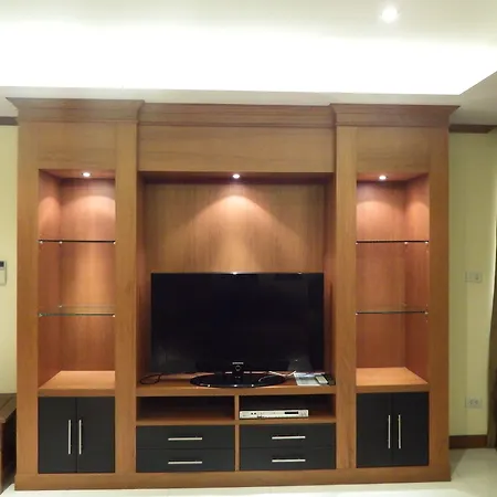 Tara Court 3*