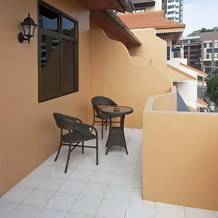Garden Boutique Inn 3*