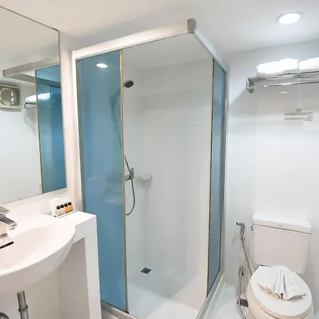โรงแรม Hiso 3*