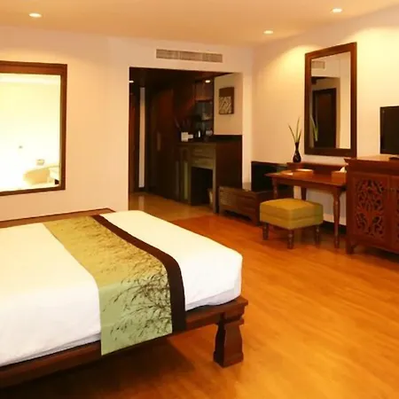 Resort The Heritage Beachfront 4*