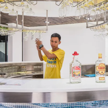 Golden Tulip Beachfront 5* Pattaya