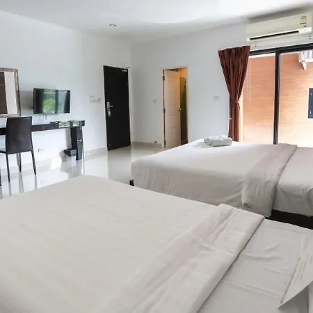 โรงแรม Tribe